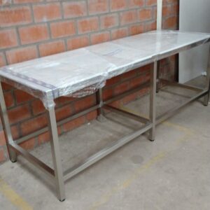 Meson de acero inoxidable